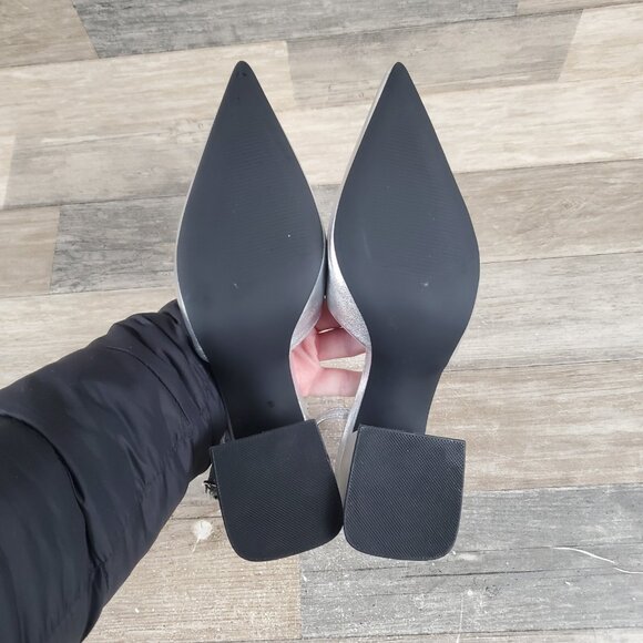 Steve Madden Courtnie Womens Pumps Sz 7 M Block Heel Silver Leather Slingback - Picture 11 of 12